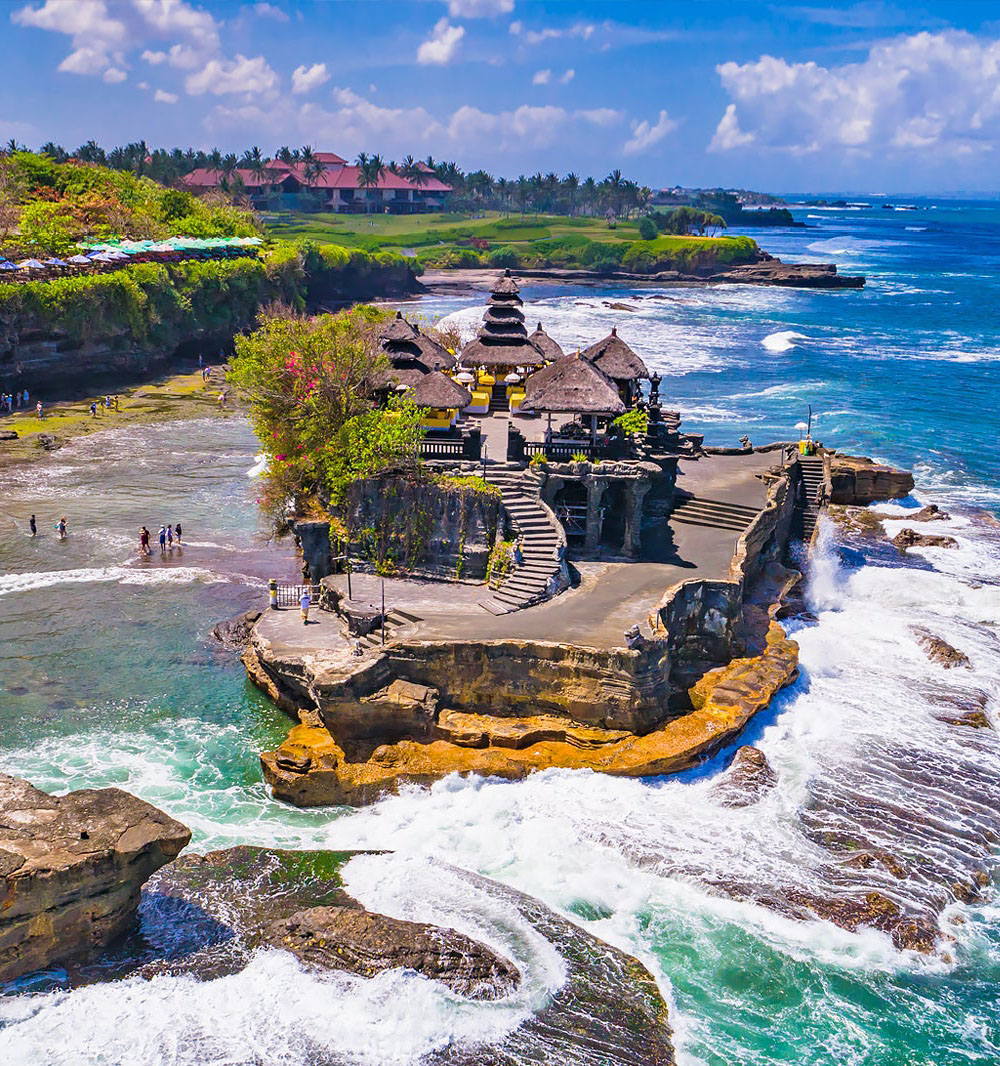tanah lot temple